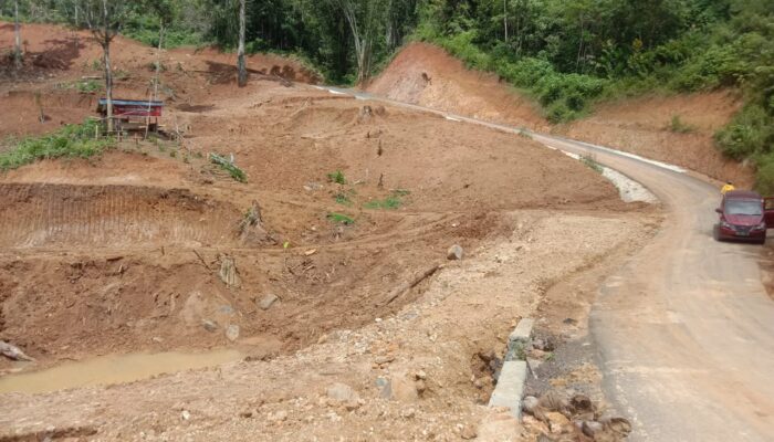 Miris..!! Proyek Jalan Antar Kabupaten Asal Jadi, Diduga ada Oknum Pekerja Tidak Bertanggung Jawab