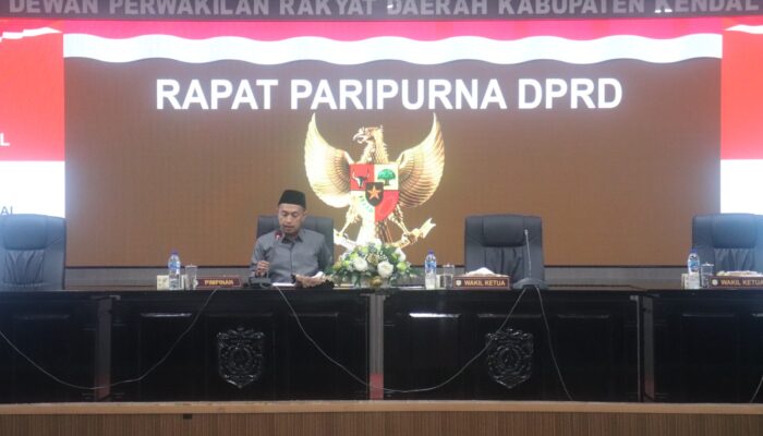 DPRD Kendal Gelar Rapat Puripurna, Mahfud Sodid Ditetapkan Jadi Ketua DPRD Kendal 2024-2029