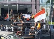 Ormas Adat Brigade Nusa Utara Indonesia (BNUI) Gelar Aksi Demo Di Hotel Swissbell Manado