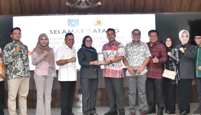 Perkuat Sinergi Antar Daerah, DPRD Kota Depok Lakukan Kunjungan Kerja ke Kabupaten Pekalongan Bahas LKPJ