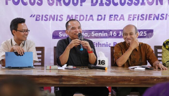 FGD : Cara Bertahan Industri Media dengan Berinovasi