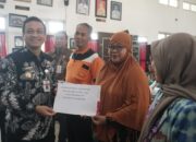 Salurkan Banpot Triwulan II Tahun 2025 untuk RT/RW, Wali Kota Aaf Tekankan Sinergi Tangani Persoalan Masyarakat