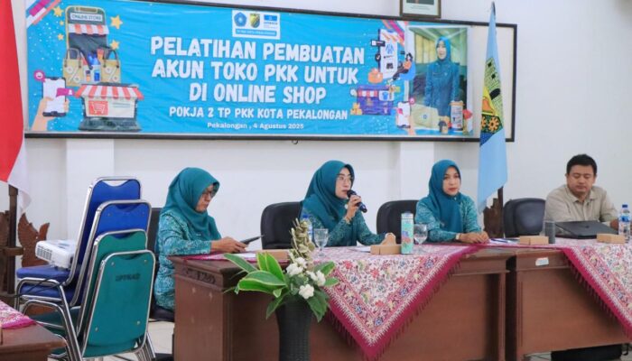 TP PKK Kota Pekalongan Dorong Digitalisasi UMKM Lewat Pelatihan Toko Online